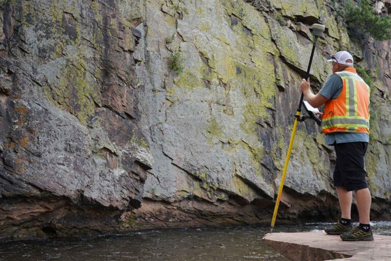 Trimble GNSS System R12i TSC7 Topografie